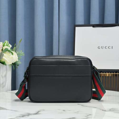 Picture of Gucci Mens Bags _SKUfw104919400fw
